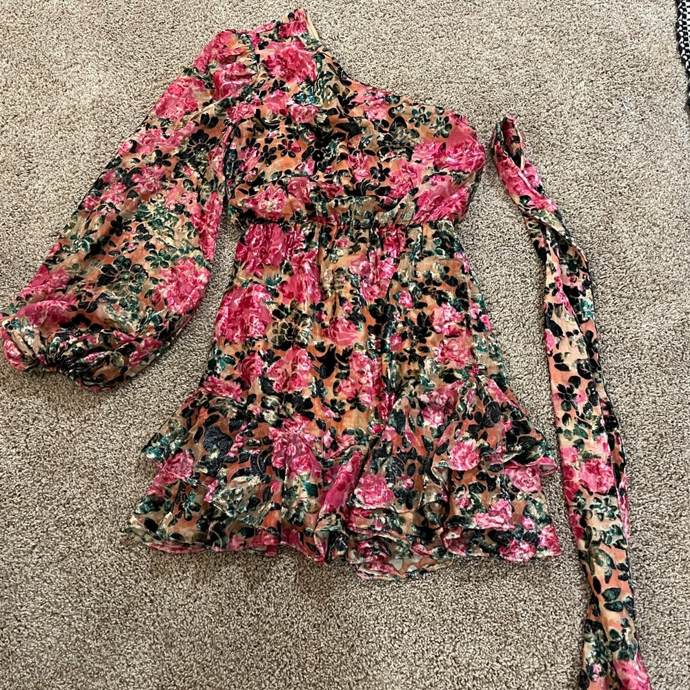 beautiful floral one shoulder dress